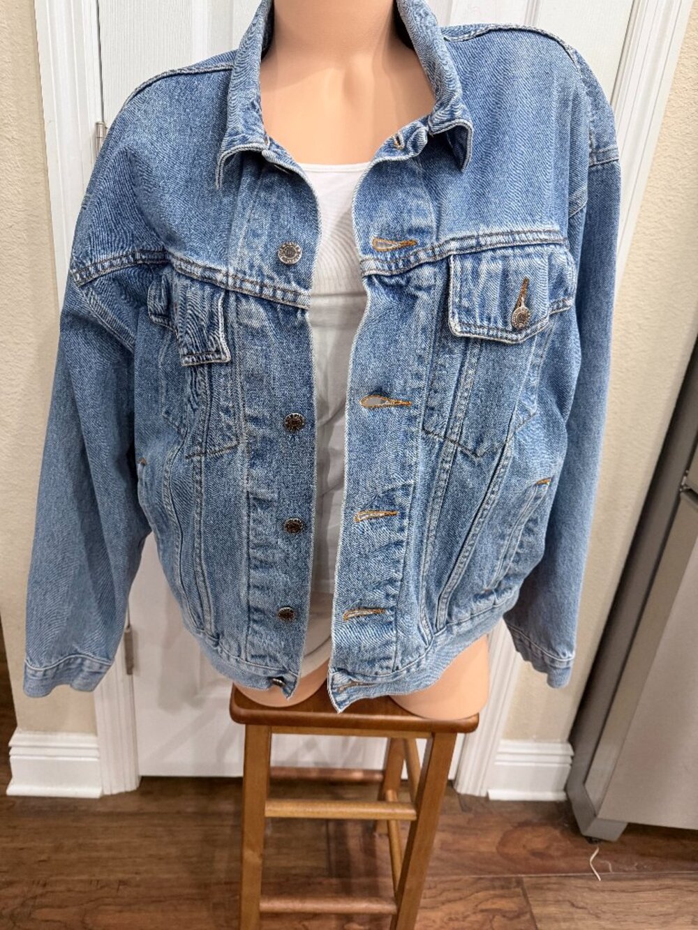 Vintage 90s Canyon River Blues Oversized Denim Trucker Jacket L Light Wash Cotto